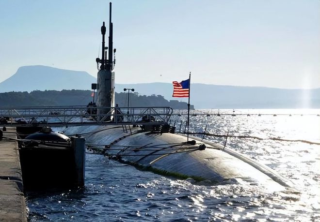 11年空耗报废16亿血本无归！美军这个水下杀器被“不治身亡(图2)